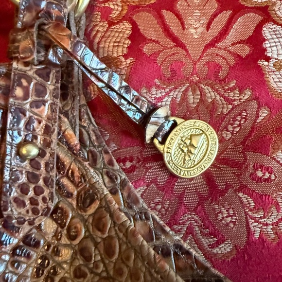 Vintage Brahmin Croc Embossed Shoulder Bag - Brown - Picture 4 of 8
